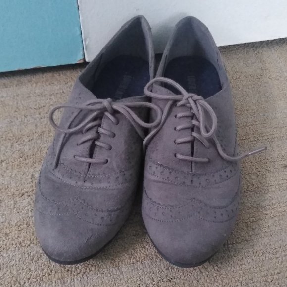 Lower East Side Gray Suede Lace Shoes - Picture 2 of 6